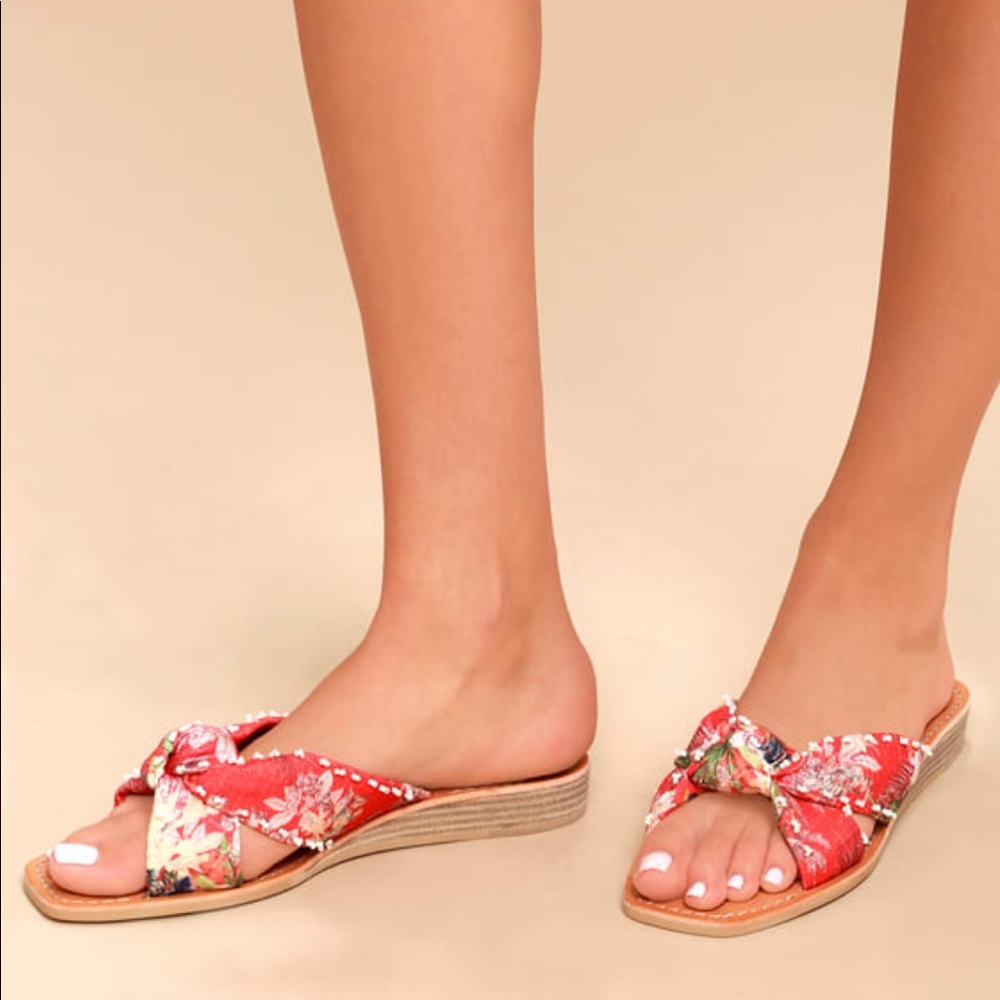 Dolce vita haviva sandals